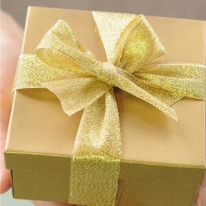 5 pcs of mystery costume jewelry